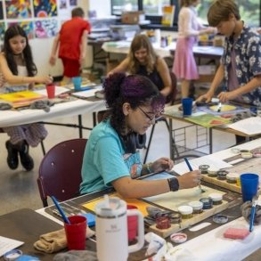 Summer Enrichment 2024 students ina art class