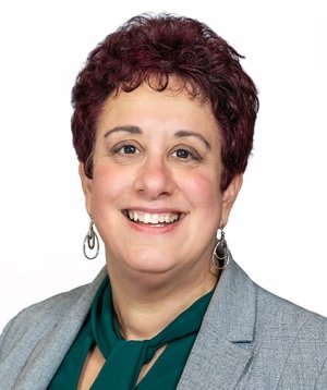 Chief advancement officer and executive director of SUNY Adirondack Foundation Laura Lincoln